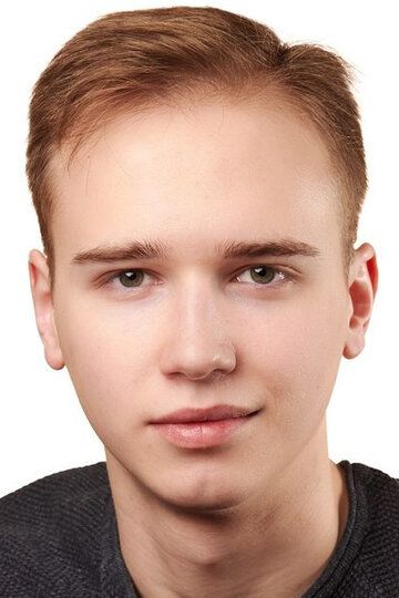 Павел Петров / 