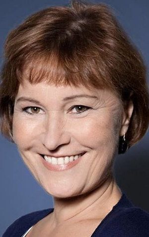 Селин Монсарра / Céline Montsarrat