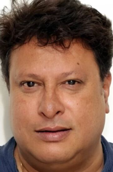 Тигманшу Дхулиа / Tigmanshu Dhulia