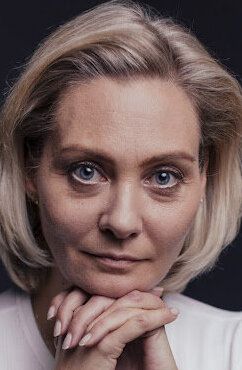 Ирина Конашевская / 