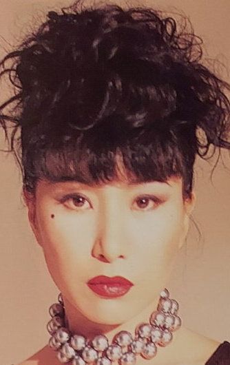 Джули Ли / Julie Lee