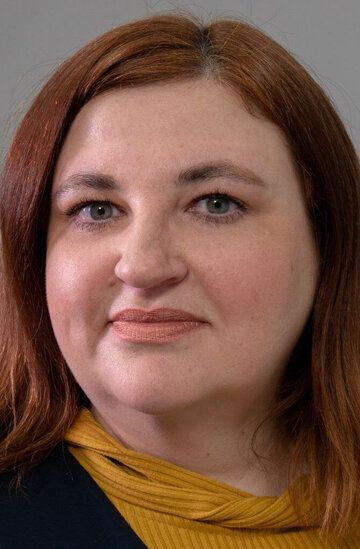Элла Зверева /