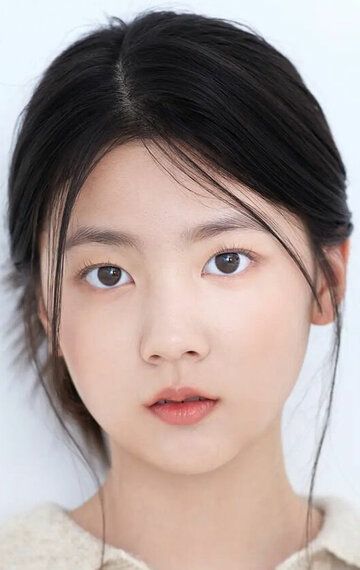 Ким А-хён / Kim Ah-hyeon