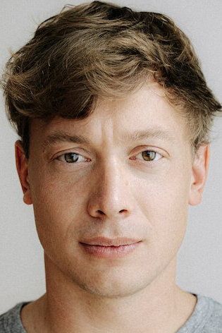 Арсений Хасанов / 