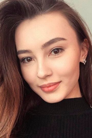 Акерке Назарбекова / 