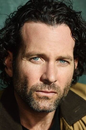 Эйон Бэйли / Eion Bailey