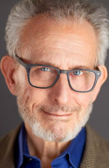 / Howard Pinhasik
