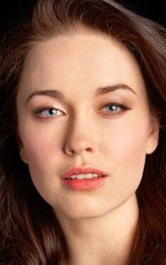 Элиз Левек / Elyse Levesque