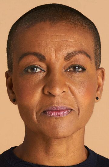 Аджоа Андох / Adjoa Andoh