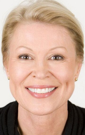 Лесли Истербрук / Leslie Easterbrook