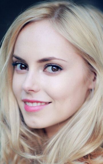 Ханна Тойнтон / Hannah Tointon