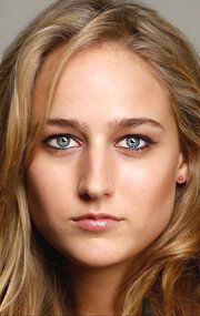 Лили Собески / Leelee Sobieski