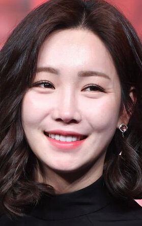 Ли Ю-ри / Lee Yoo-ri