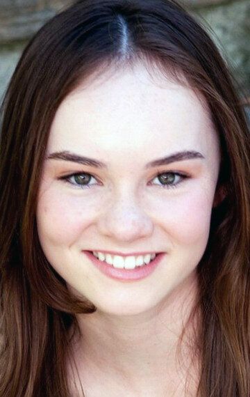 Мадлен Кэрролл / Madeline Carroll